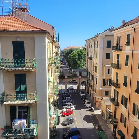 Sunny House Apartment Savona