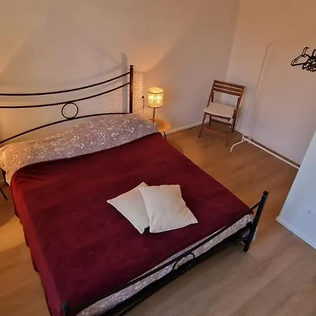 Sunny House Apartment