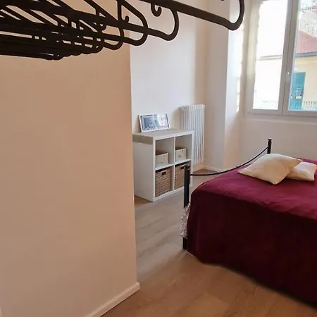 Διαμέρισμα Sunny House Σαβόνα
