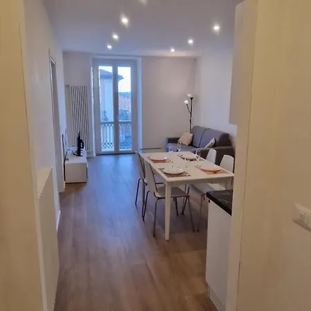 Διαμέρισμα Sunny House *